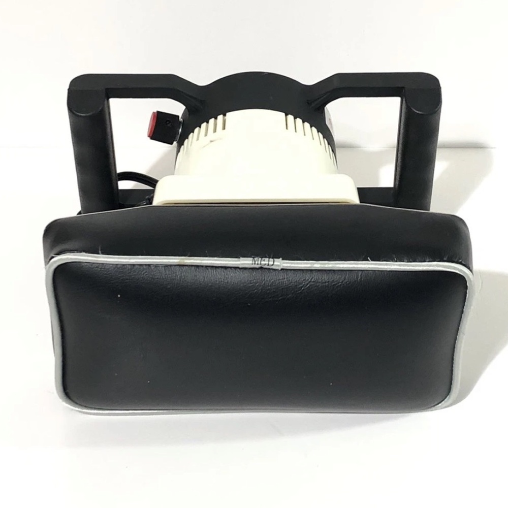 MED Massager Original Therapeutic Massager - Black and White - Picture 5 of 5